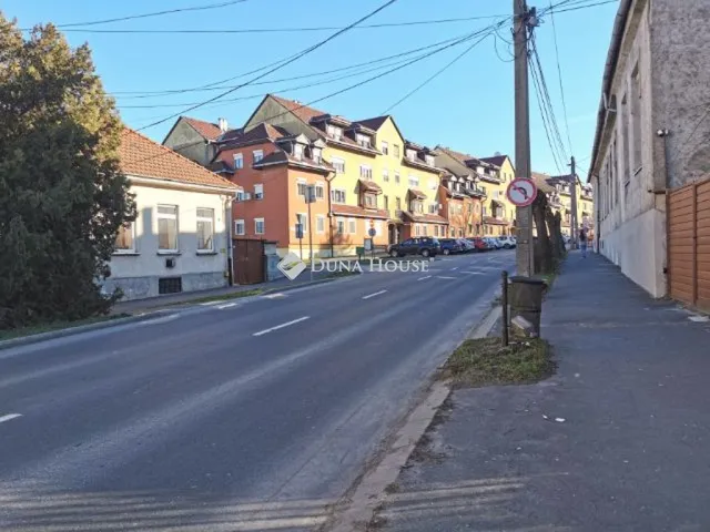 Eladó ház Sátoraljaújhely, Esze Tamás utca 152 nm
