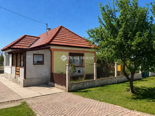 Eladó ház Tiszalúc 60 nm