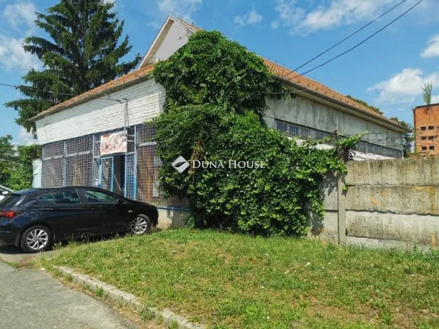 Eladó kereskedelmi és ipari ingatlan Miskolc 4147 nm