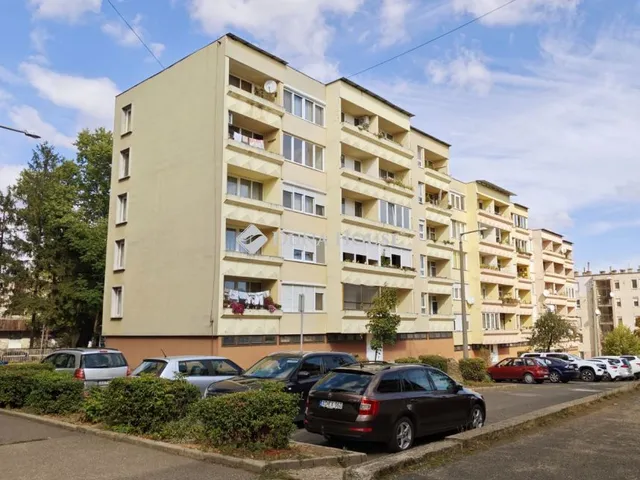 Eladó lakás Sátoraljaújhely, Dózsa György utca 69 nm