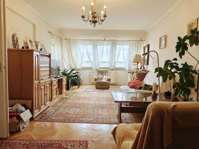 Eladó lakás Miskolc, Kazinczy Ferenc utca 98 nm