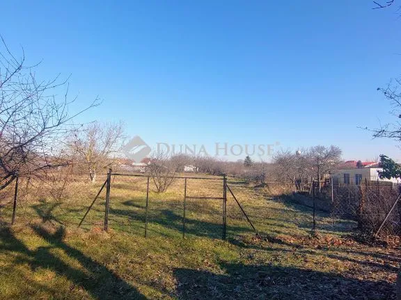 Eladó kereskedelmi és ipari ingatlan Budapest XVII. kerület 1740 nm