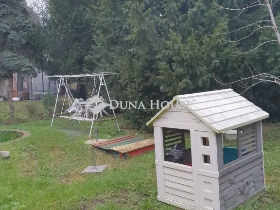 Eladó telek Érd 676 nm