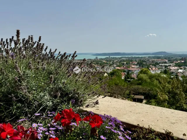 Eladó ház Balatonfüred 426 nm