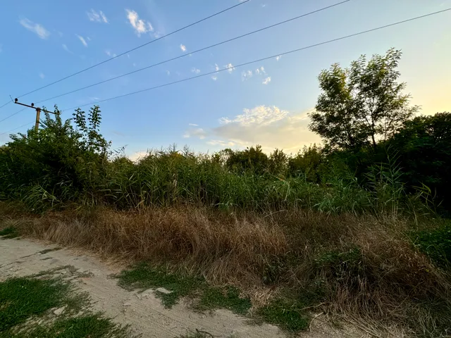 Eladó telek Balatonszemes 1083 nm