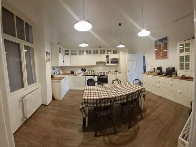 Kiadó lakás Budapest XI. kerület, Móricz Zsigmond körtér 110 nm