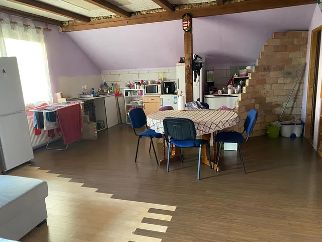 Eladó ház Budaörs 270 nm