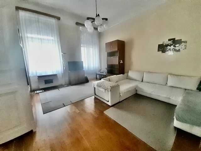 Eladó lakás Budapest VI. kerület 104 nm