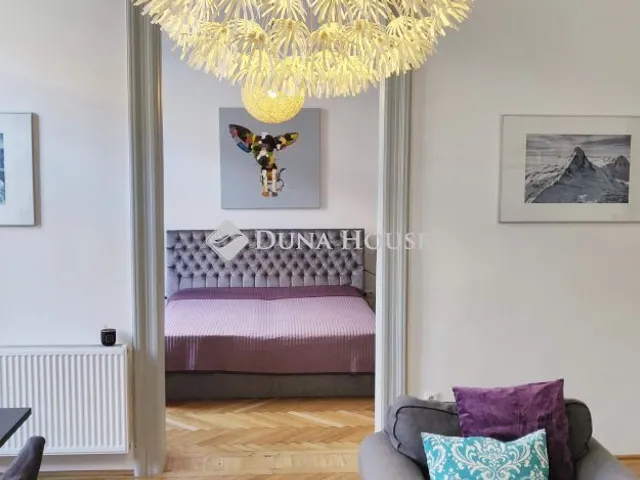 Eladó lakás Budapest VII. kerület, Rákóczi út 69 nm