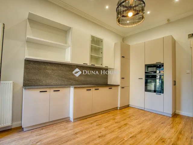 Kiadó lakás Budapest XIII. kerület, Visegrádi utca 103 nm