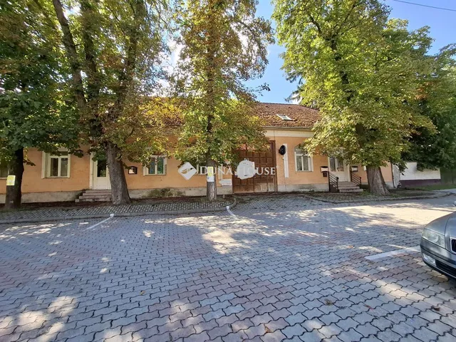 Eladó kereskedelmi és ipari ingatlan Dömös 1348 nm