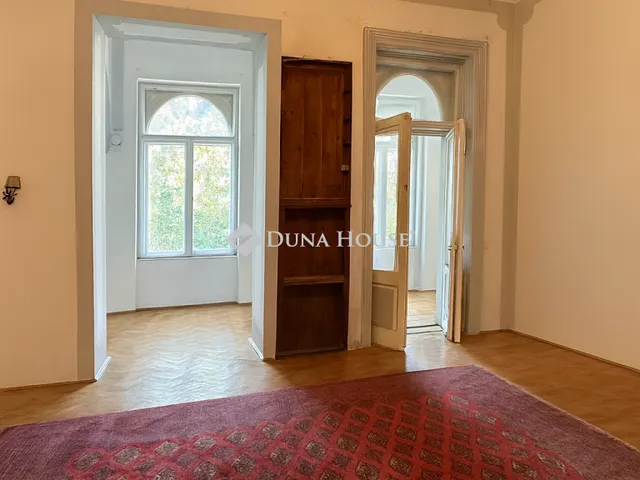 Eladó lakás Budapest VI. kerület, Benczúr utca 125 nm