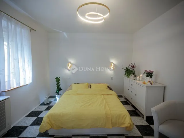 Eladó lakás Budapest XI. kerület, Ménesi út 27 nm