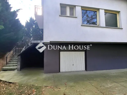 Eladó ház Budapest III. kerület, Rókahegyi út 402 nm