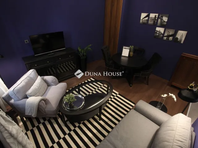 Eladó lakás Budapest V. kerület, Petőfi Sándor utca 55 nm