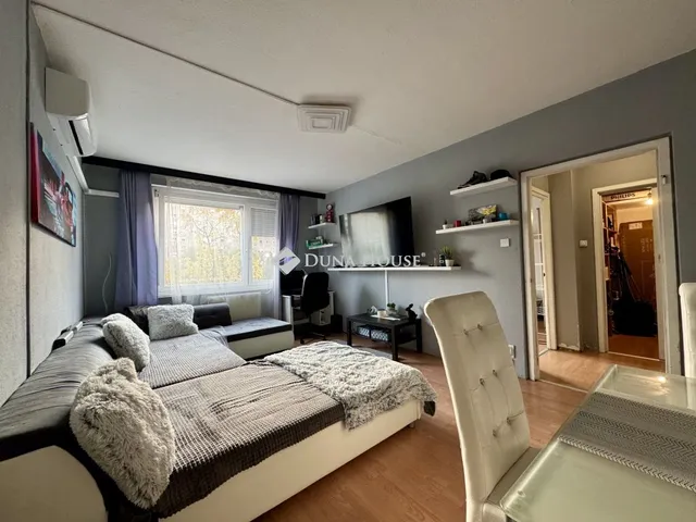 Eladó lakás Budapest XV. kerület, Páskomliget utca 47 nm