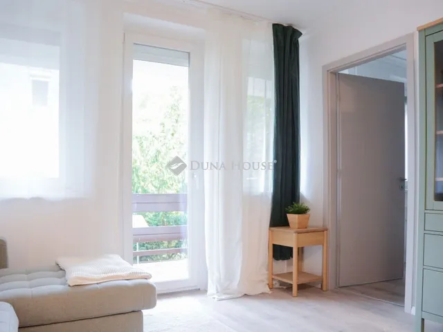 Eladó lakás Budapest XI. kerület, Fehérvári út 52 nm