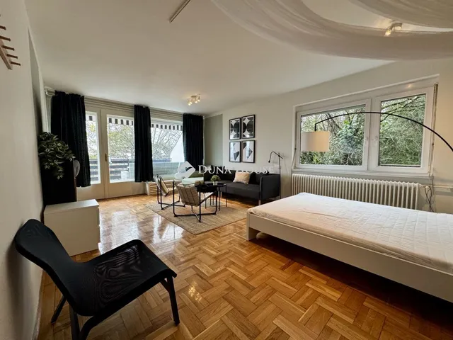 Kiadó lakás Budapest XII. kerület 117 nm