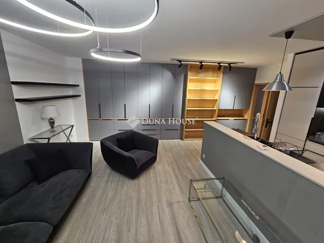 Kiadó lakás Budapest VII. kerület, Rejtő Jenő utca 88 nm