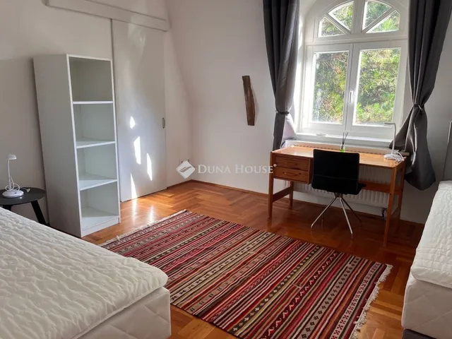 Kiadó lakás Budapest XII. kerület, Németvölgyi út 130 nm