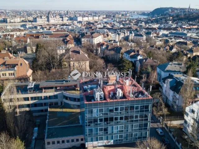 Eladó kereskedelmi és ipari ingatlan Budapest II. kerület 3355 nm