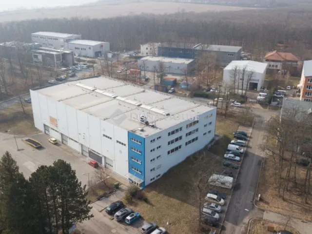 Eladó kereskedelmi és ipari ingatlan Budaörs, Gyár utca 4419 nm