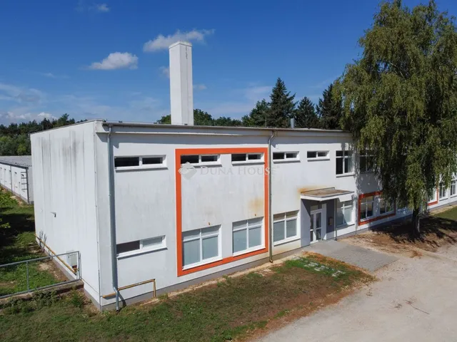 Eladó kereskedelmi és ipari ingatlan Celldömölk 4983 nm