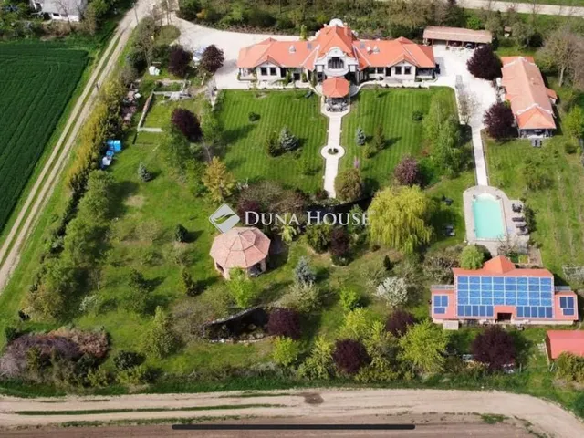 Eladó ház Tiszaszentimre 740 nm