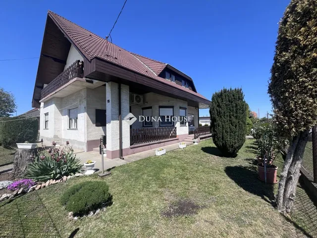 Eladó ház Ercsi, Ady Endre utca 218 nm