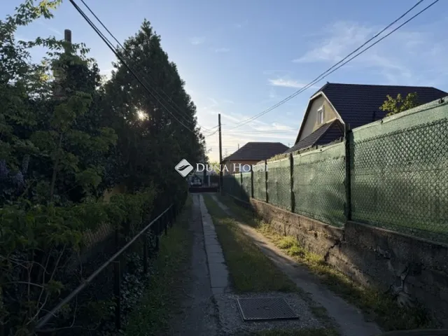 Eladó lakás Dunakeszi, Hunyadi János utca 52 nm