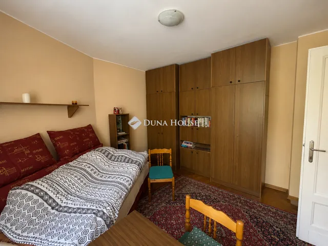 Eladó lakás Budapest II. kerület, Pasaréti út 26 nm