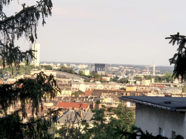Eladó lakás Budapest XII. kerület 68 nm