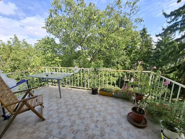 Kiadó lakás Budapest XII. kerület, Németvölgyi út 80 nm