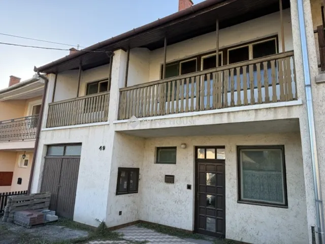 Eladó ház Rétság 220 nm