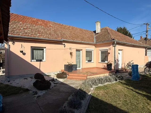Eladó ház Gyula, Gyulavári 95 nm
