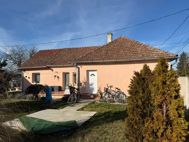 Eladó ház Gyula, Gyulavári 95 nm