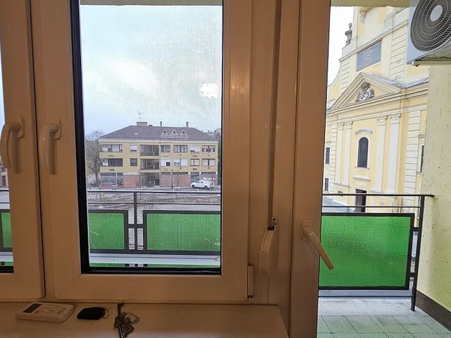 Kiadó lakás Gyula, Városház 62 nm