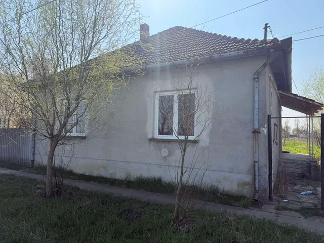 Eladó ház Kétegyháza, Petőfitelep 73 nm