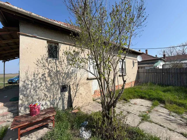 Eladó ház Kétegyháza, Petőfitelep 73 nm