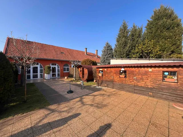 Eladó ház Gyula, Újváros 120 nm