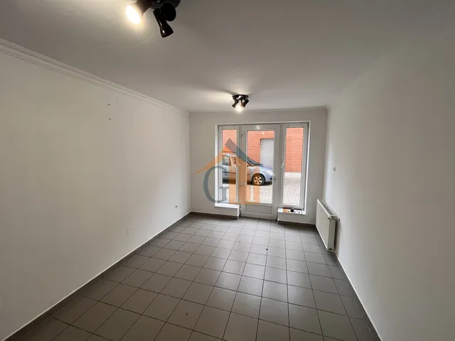 Eladó kereskedelmi és ipari ingatlan Gyula 18 nm