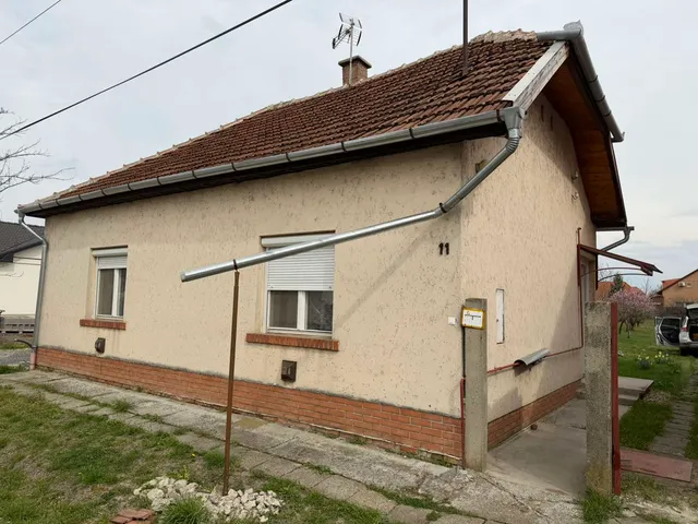 Eladó ház Gyula, Újvári 85 nm