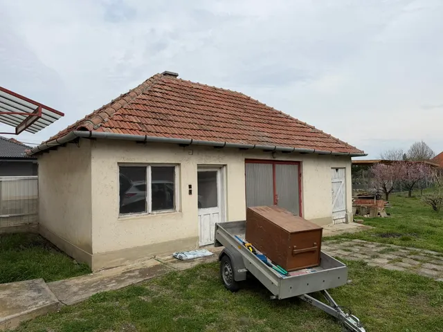 Eladó ház Gyula, Újvári, Kodály u.11. 85 nm