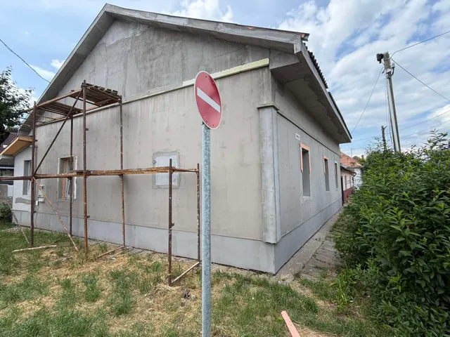 Eladó ház Gyula, Németváros, Komáromi u. 30 100 nm
