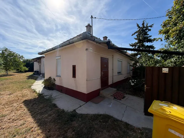 Eladó ház Sarkad 40 nm