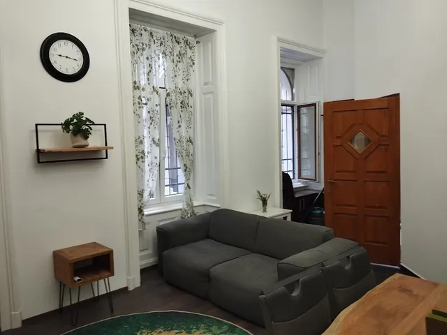 Eladó lakás Budapest VI. kerület 65 nm