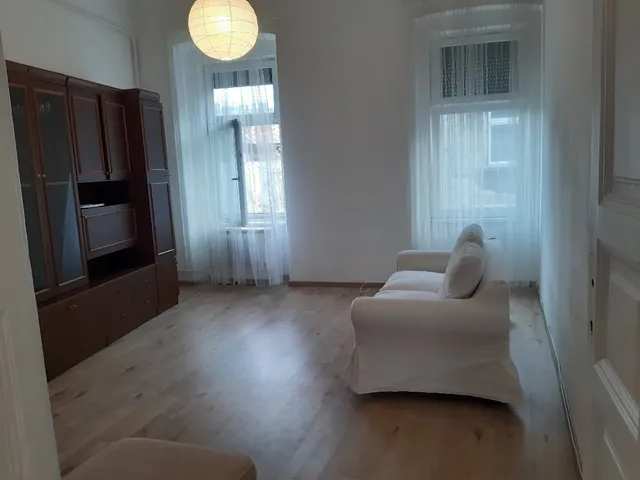 Kiadó lakás Budapest VIII. kerület, Csarnoknegyed 31 nm