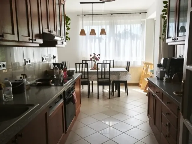 Eladó lakás Budapest XI. kerület, Sasad-Sashegy XI. ker., Beregszász 121 nm