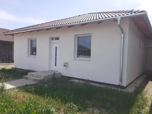 Eladó ház Taksony 96 nm