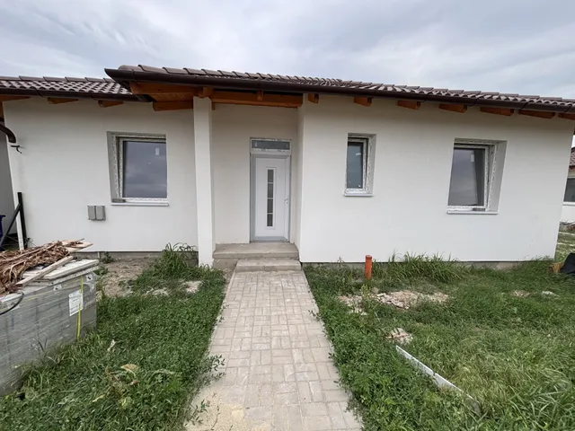 Eladó ház Taksony 98 nm